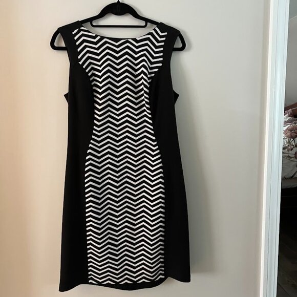 A & B Studio Dresses & Skirts - A & B Studio Black and White Geometric print Dress size 10